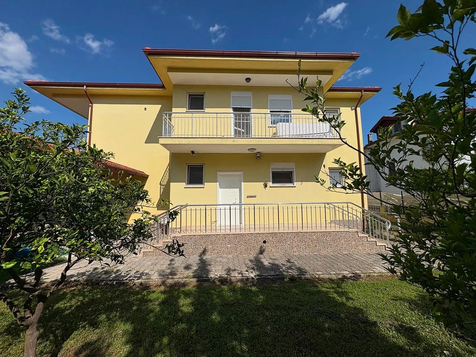 Dalyan Gülpınar 1000m2 Grundstück Innerhalb 4+2 Zu Verkaufende Villa