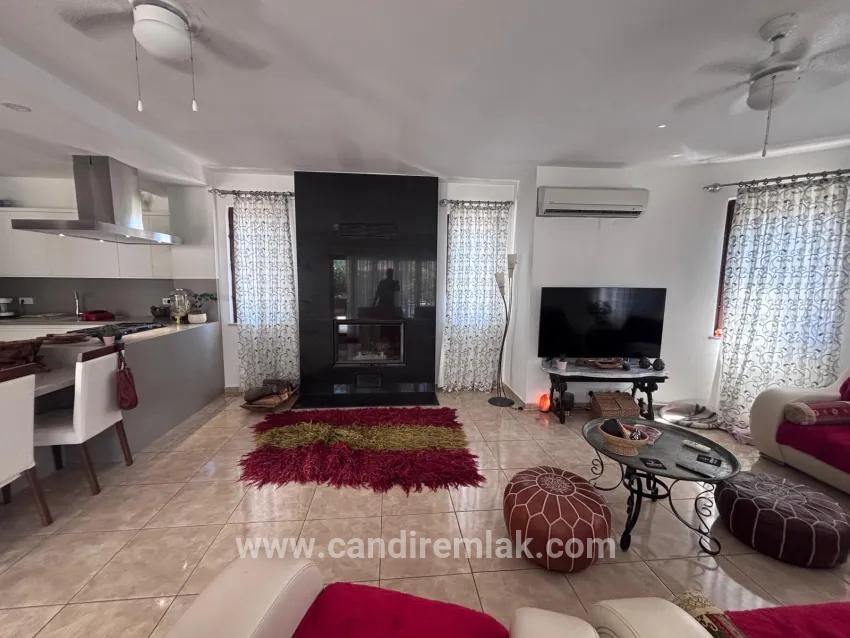 Eckgrundstück Mit 980 M² Und 5+1 Zimmern In Dalyan, Maraş, Zu Verkaufen.