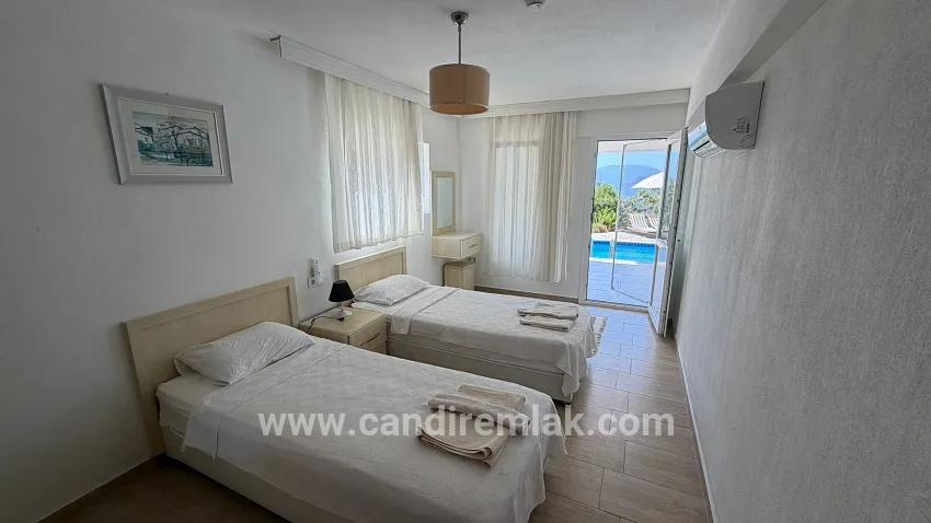 4+1-Zimmer Villa Zu verkaufen in Gökbel Bz. Ortaca - 992 m²