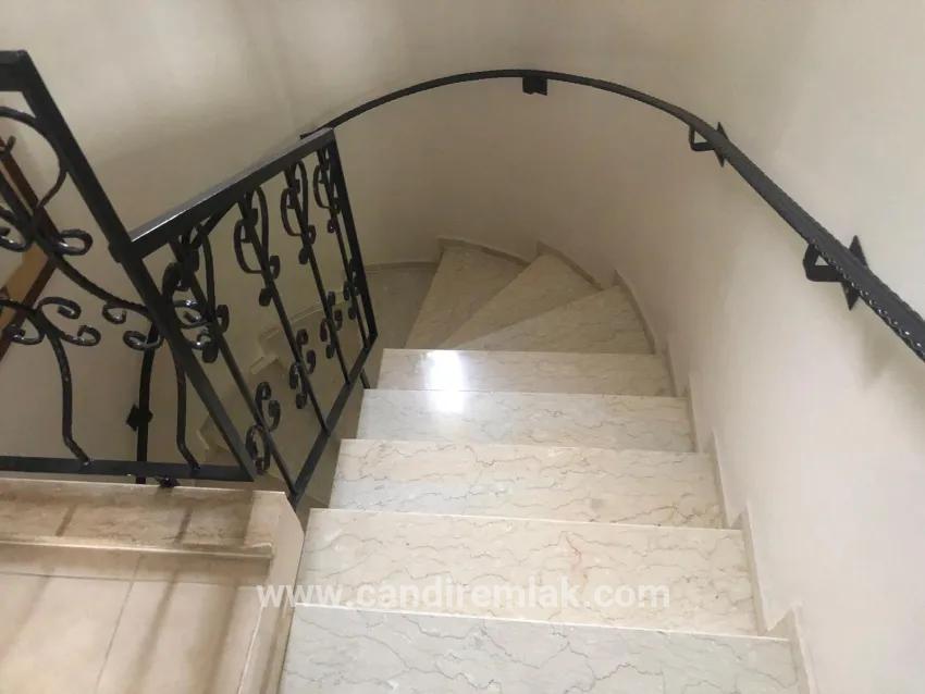 3+1-Zimmer Villa Zu verkaufen in Dalyan Bz. Ortaca - 300 m²
