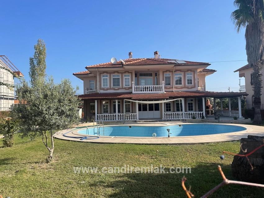 4+1 Villa Zum Verkauf Auf Einem 1000 M² Großen Grundstück In Dalyan