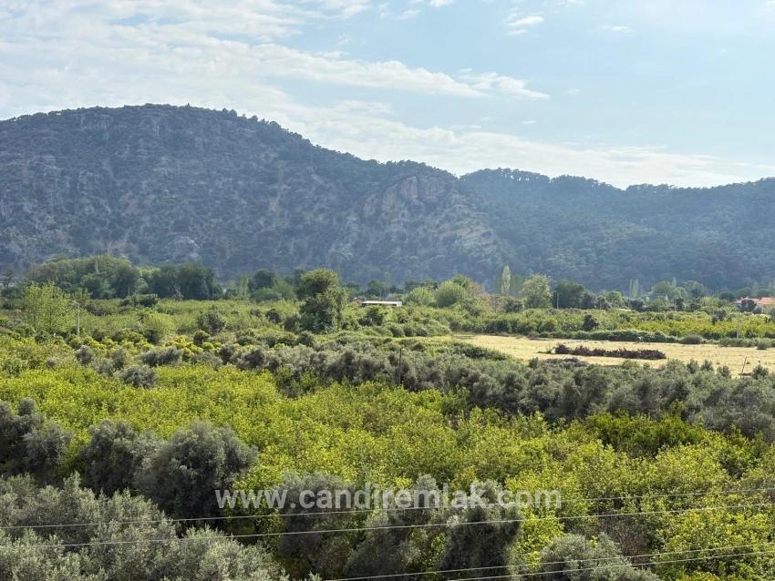 In Çandır Mit Meeres- Und Seeblick 1.721m2 Verkaufsfeld