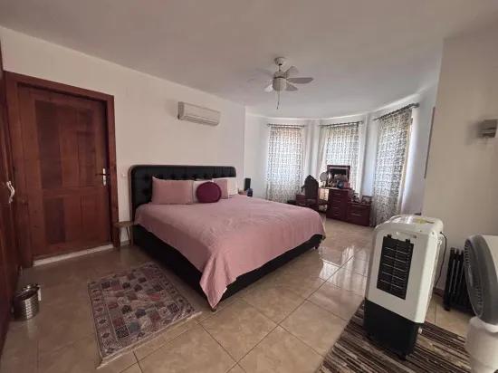 Eckgrundstück Mit 980 M² Und 5+1 Zimmern In Dalyan, Maraş, Zu Verkaufen.