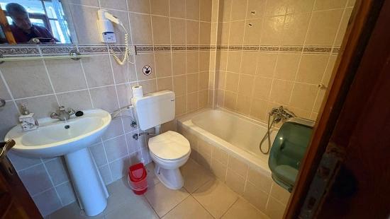 30-zimmer-hotel In Dalyan Zu Verkaufen, In Der Nähe Des Kanals
