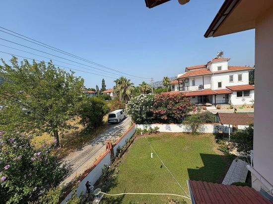 Zweistöckiges Haus Auf Einem 514 M² Großen Grundstück In Okçular Zu Verkaufen.