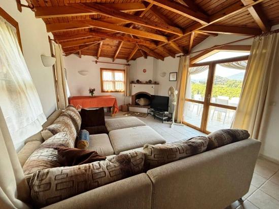 Villa Zum Verkauf Auf Einem 600 M² Großen Grundstück In Dalyan Arıkbaşı
