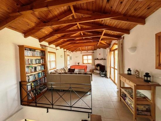 Villa Zum Verkauf Auf Einem 600 M² Großen Grundstück In Dalyan Arıkbaşı