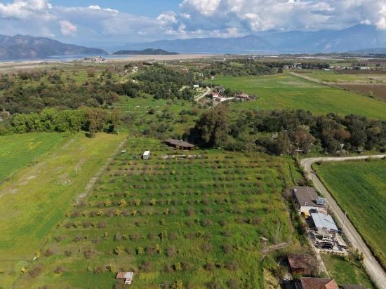 Tourismusorientiertes Unternehmen Auf Einem 11.000 M² Großen Grundstück In Eskiköy Zu Verkaufen.