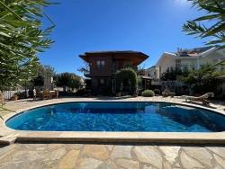5+1-Zimmer Villa Zu verkaufen in Dalyan Bz. Ortaca - 580 m²
