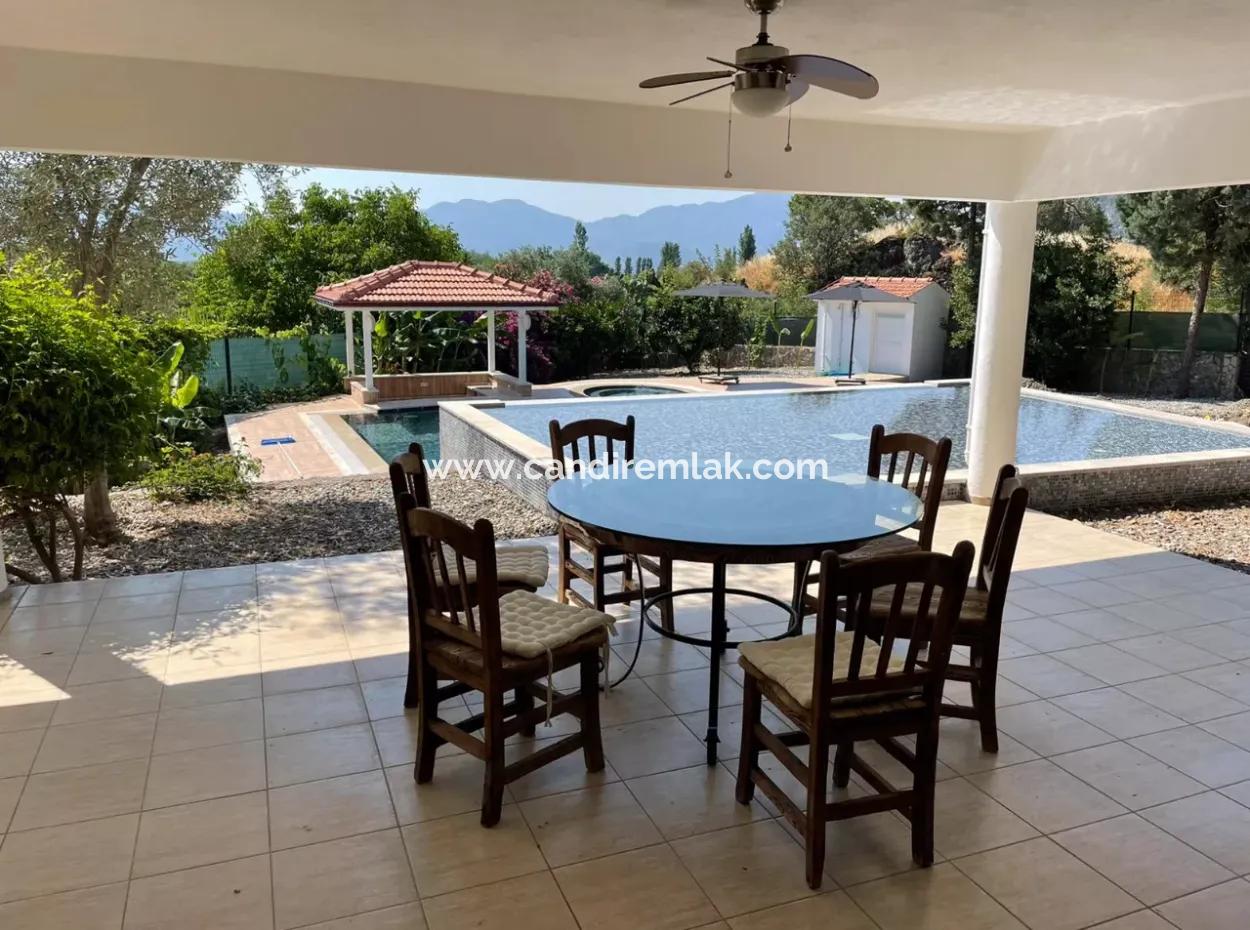 5 2 Villen Zum Verkauf In Andir