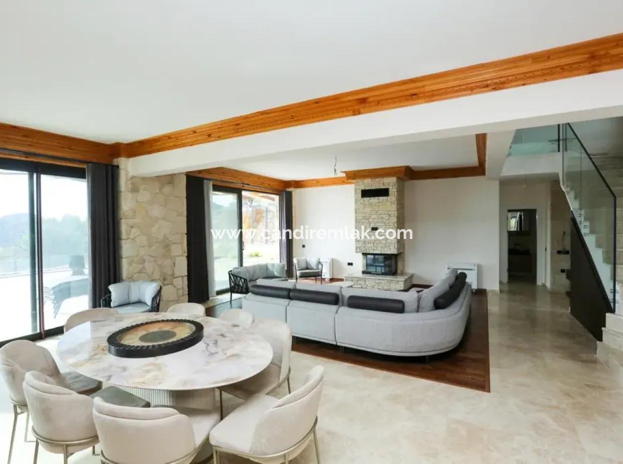 Steinvilla Zum Verkauf Mit Meerblick In Sarigerme