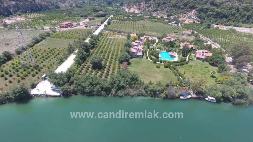 Land For sale in Çandır Nbh. Köyceğiz - Housing Zoned - 5.900 m²