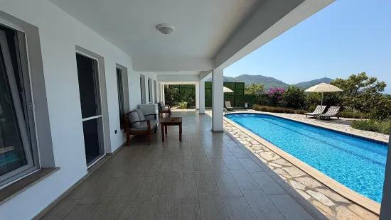Villa 4+1 for sale with lake and sea view In Gökbel, Dalyan