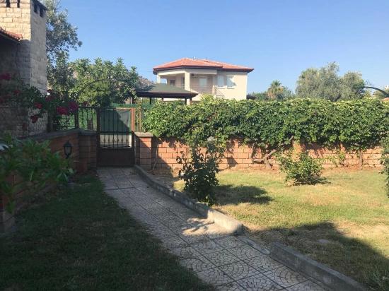 4+1 Villa For Sale On A 1000m2 Plot In Dalyan