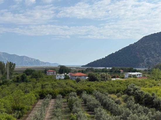 In Çandır, 1.721m2 Land For Sale With Sea And Lake View