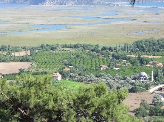 1252m2 Land For Sale With Lake View In Çandır