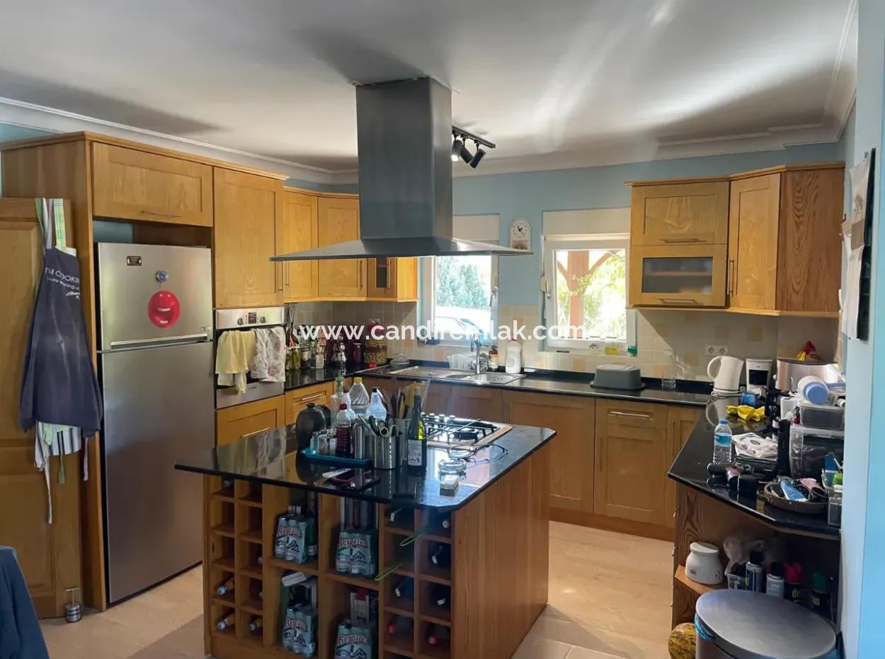 4 2 Villas For Sale In A Plot Of 6000M2 In Dalyan Gulpinar