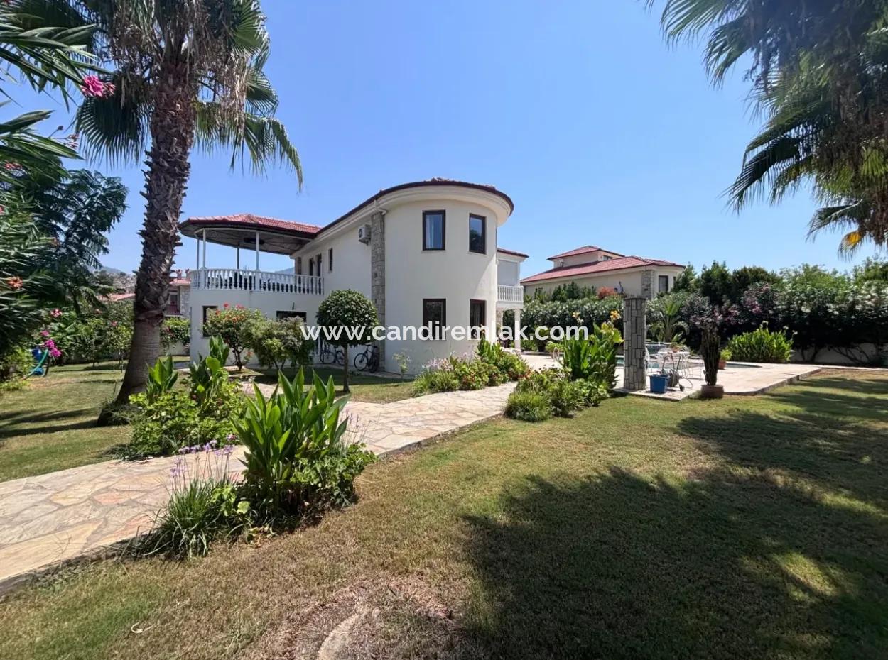 5 1 Villa For Sale In Dalyan Maraş For 980M2 Plot On The Corner
