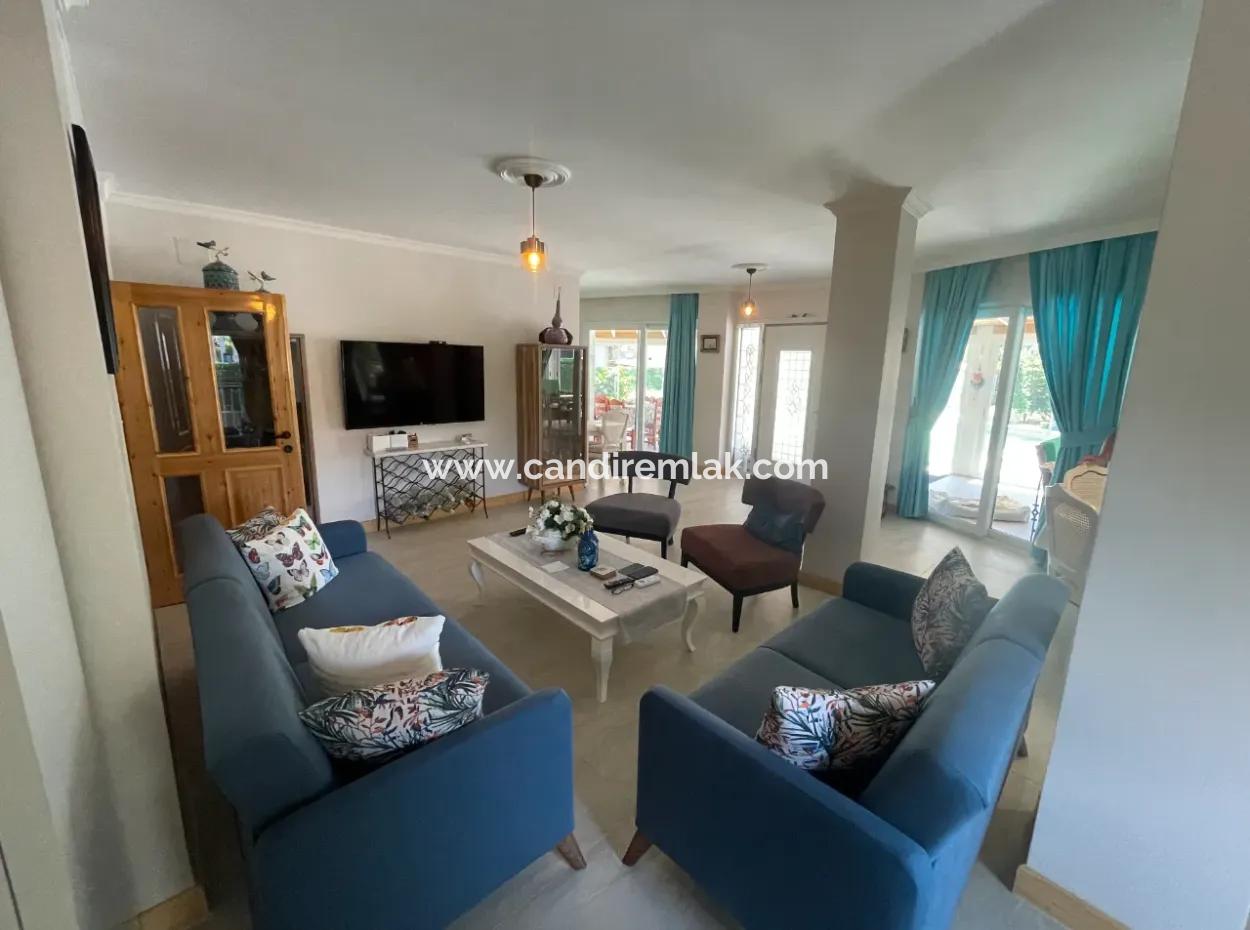 4 1 Villa For Sale In 720M2 Land In Dalyan Gülpınar
