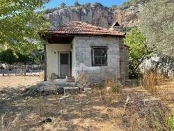 Для продажи Семейный дом 1+0 в Çandır Köyceğiz - 2.765 m²