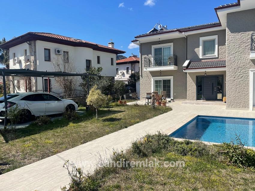 Dalyan Gülpınar'da 514m2 Arsa İçinde Satılık Villa