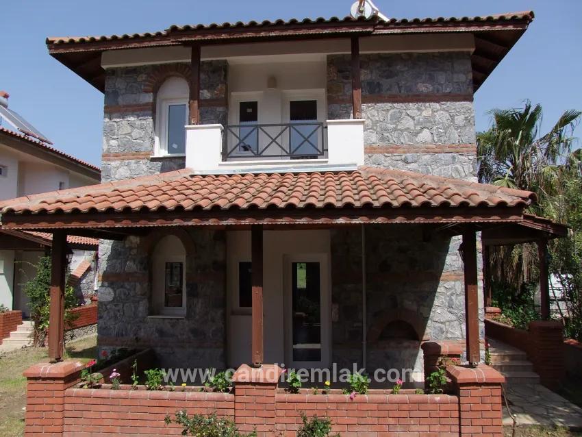 Dalyan'da Site İçerisinde 3+1 Satılık Villa