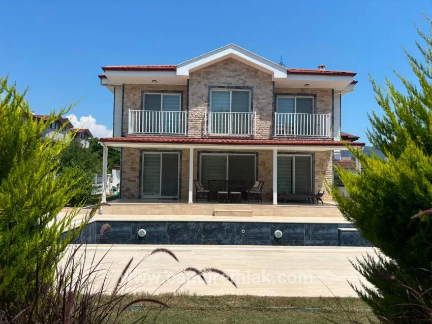 Ortaca Dalyan Mah. Satılık 4+1 Villa - 500 m²