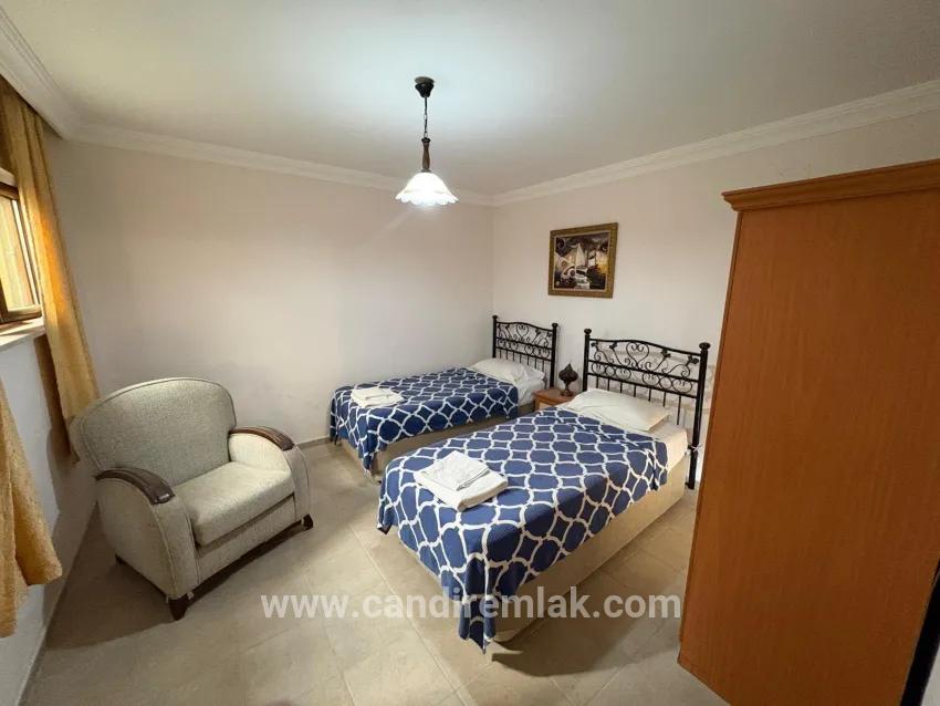 Ortaca Dalyan Mah. Satılık 4+2 Villa - 200 m²