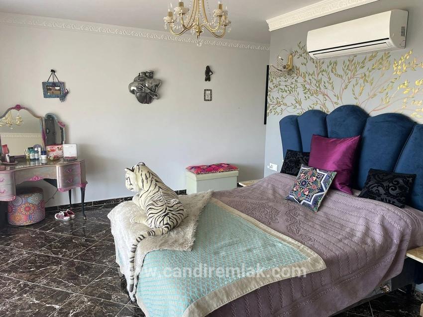 Gökbel'de Full Deniz Manzaralı 5000m2 Arsa İçerisinde Satılık Vıp Villa