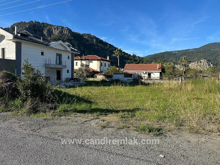 Dalyan Gülpınar'da 841m2 %15 İmarlı Satılık Arsa