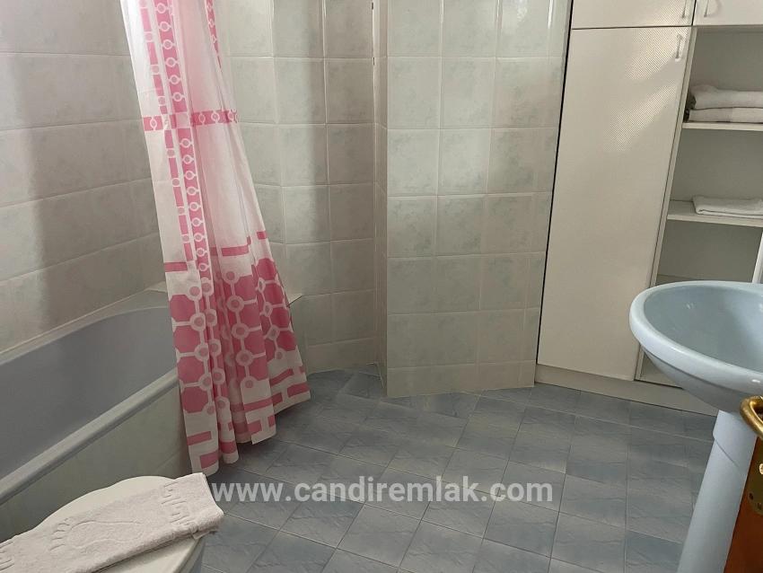 Dalyan'da 1000m2 Arsa İçerisinde 4+1 Satılık Villa