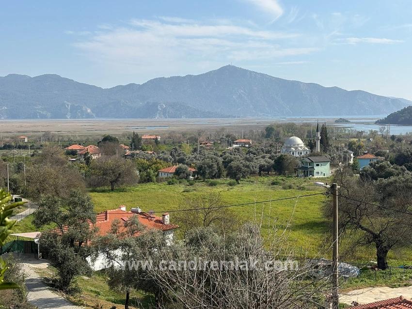 Köyceğiz Çandır Köyü'de Hisseli Rızai Taksimli 2.023m2 Satılık Tarla