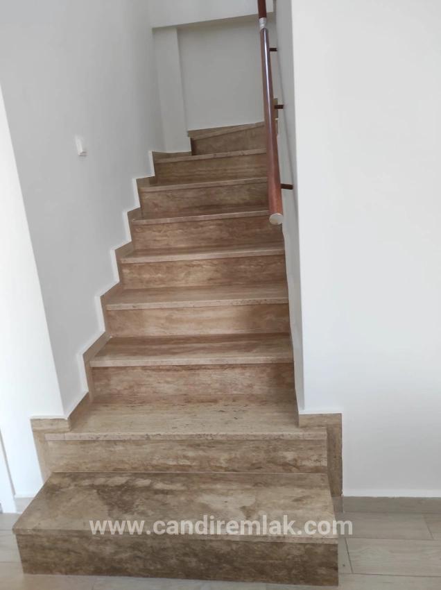 Dalyan Gülpınar'da Köşebaşı 545m2 Arsa İçinde Satılık 4+1 Villa