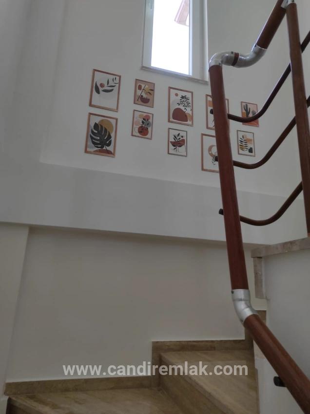 Dalyan Gülpınar'da Köşebaşı 545m2 Arsa İçinde Satılık 4+1 Villa