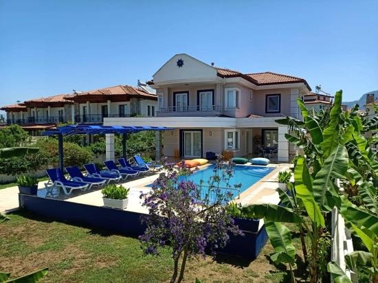 Dalyan Gülpınar 573m2 İçerisinde Satılık 4+1 Villa