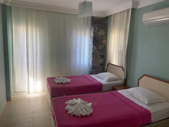 Dalyan'da Site İçerisinde 3+1 Satılık Villa