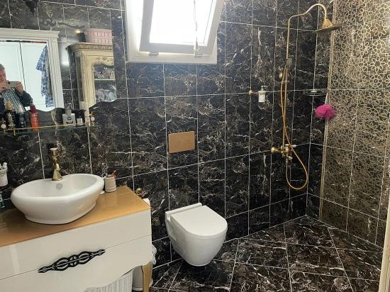 Gökbel'de Full Deniz Manzaralı 5000m2 Arsa İçerisinde Satılık Vıp Villa