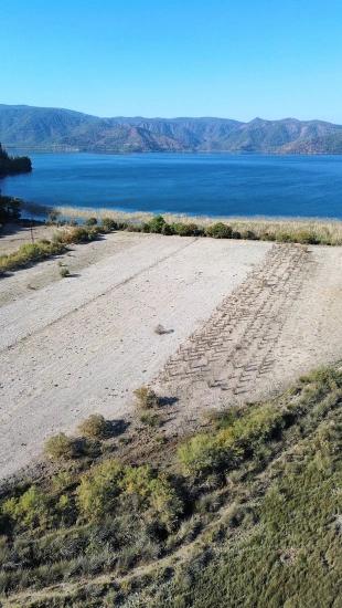 Çandır'da Göle Sıfır 3210m2 Satılık 2b Arazisi
