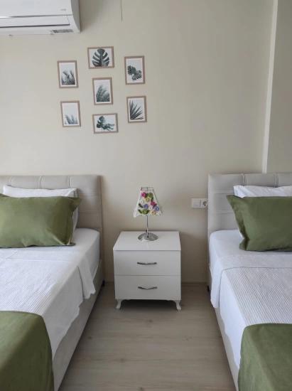 Dalyan Gülpınar'da Köşebaşı 545m2 Arsa İçinde Satılık 4+1 Villa