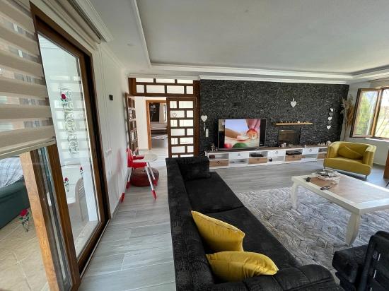 Dalyan İztuzu Manzaralı 7000m2 Arsa İçinde 4+1 Satılık Lüks Villa