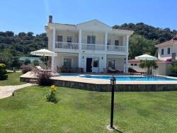 Ortaca Dalyan Mah. Satılık 3+1 Villa - 848 m²
