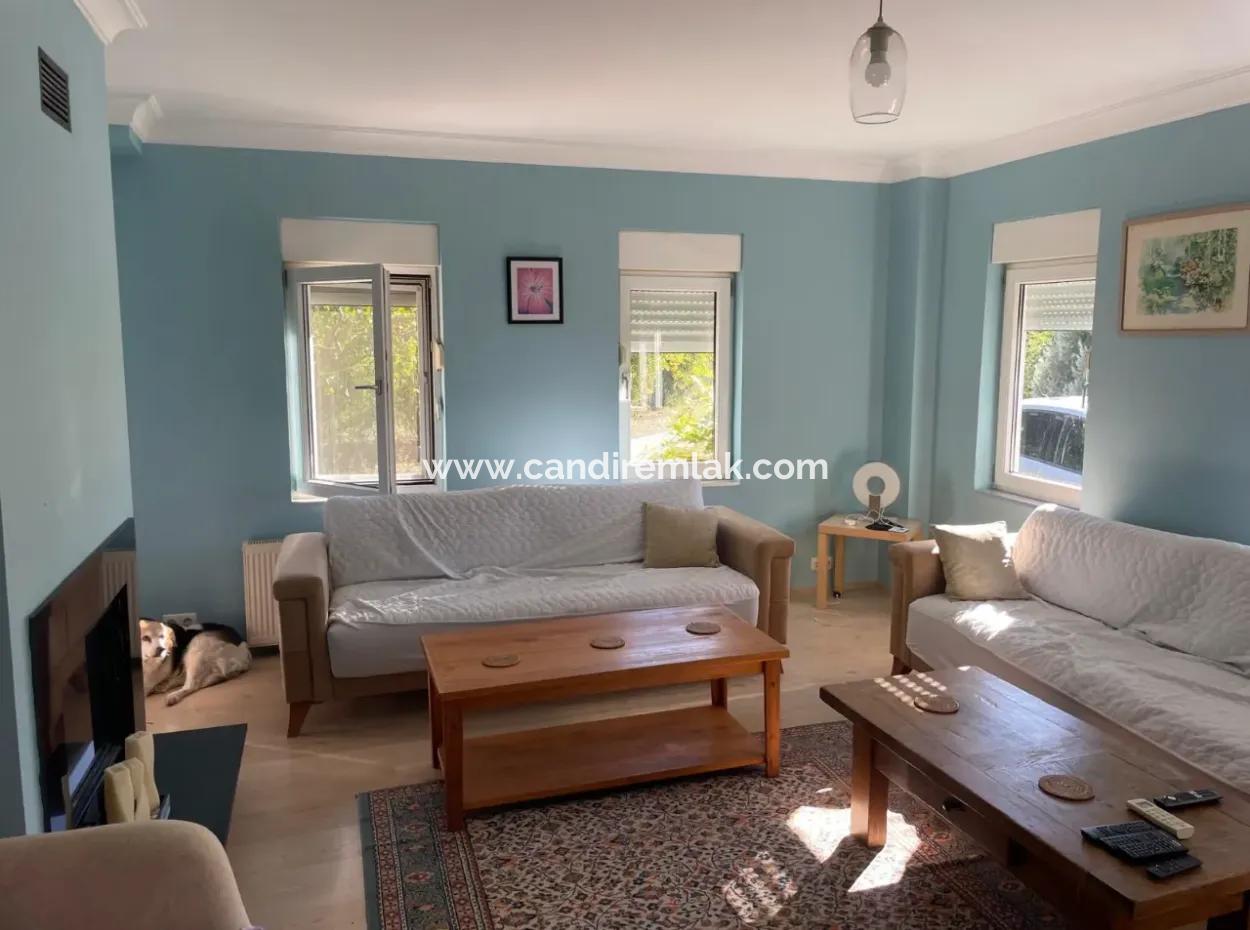 Dalyan Gülpınar'da 6000M2 Arsa İçerisinde 4+2 Satılık Villa