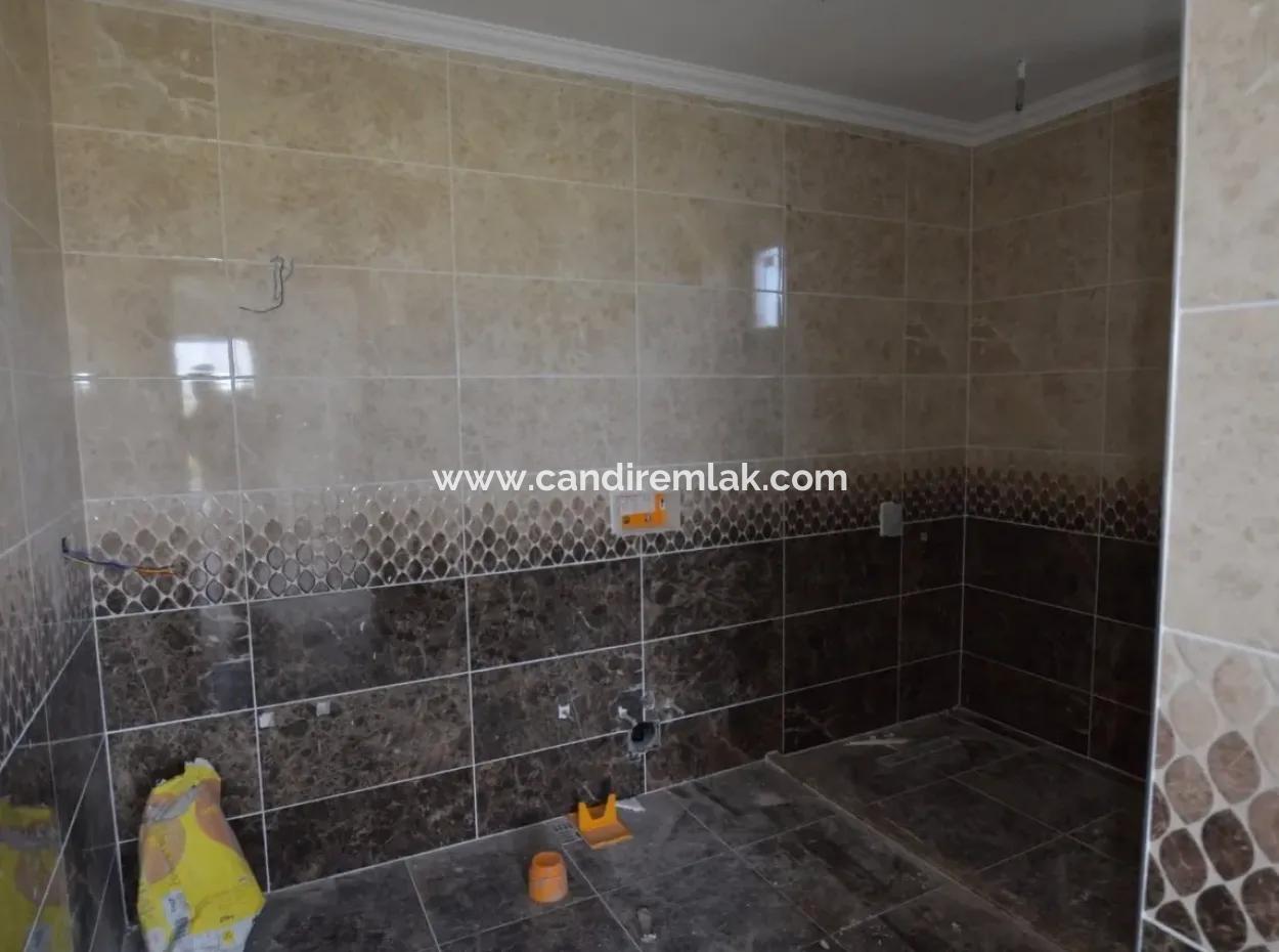 Dalyan Eskiköy'de Göl Manzaralı Satılık Villa