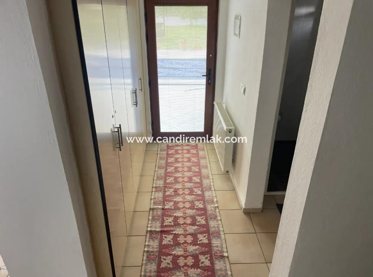 Okçular'da 1007M2 Arsa İçinde Satılık Villa